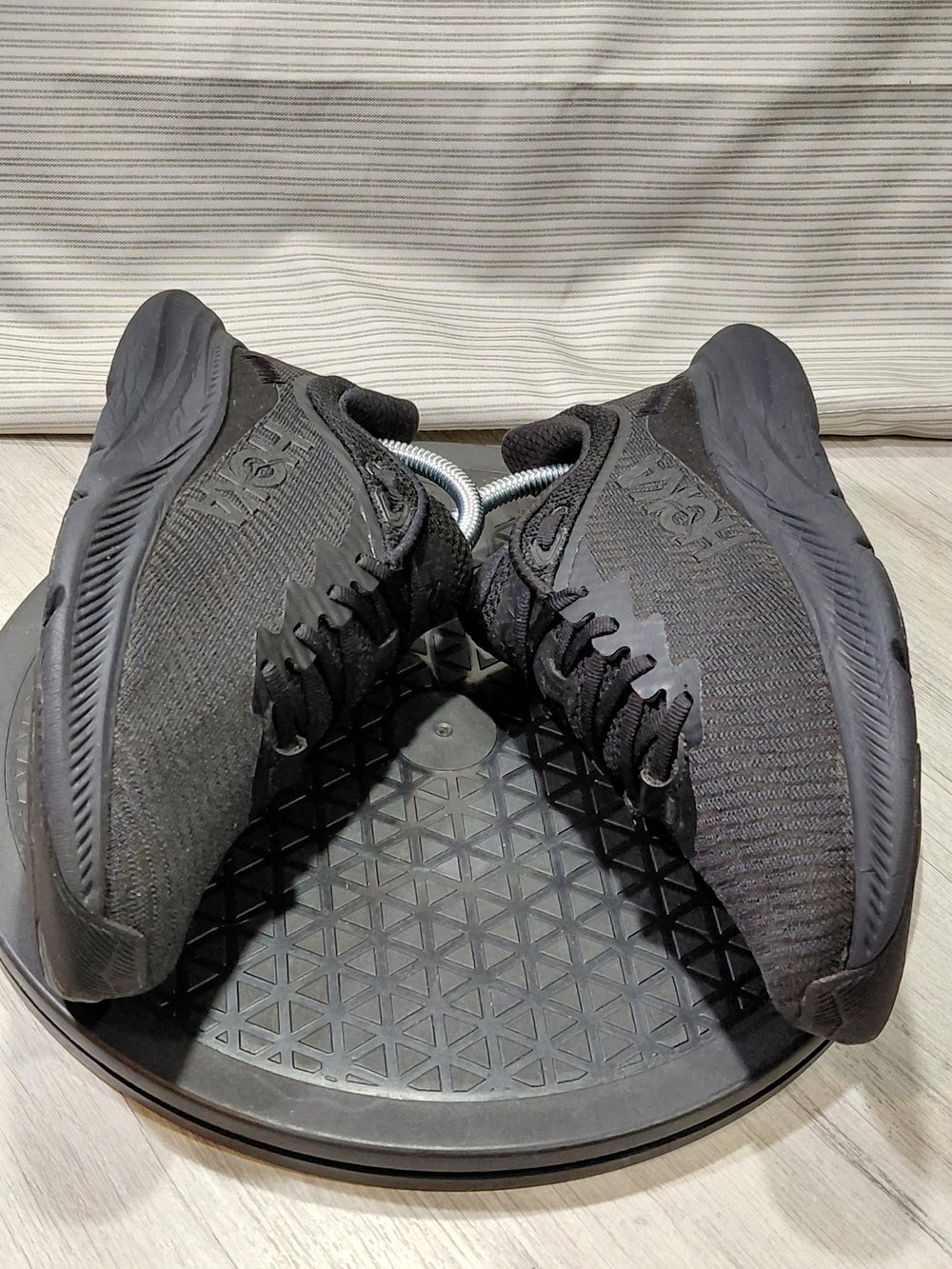 Hoka One One Womens Solimar Triple Black Running Training Shoes W7B - Picture 6 of 13